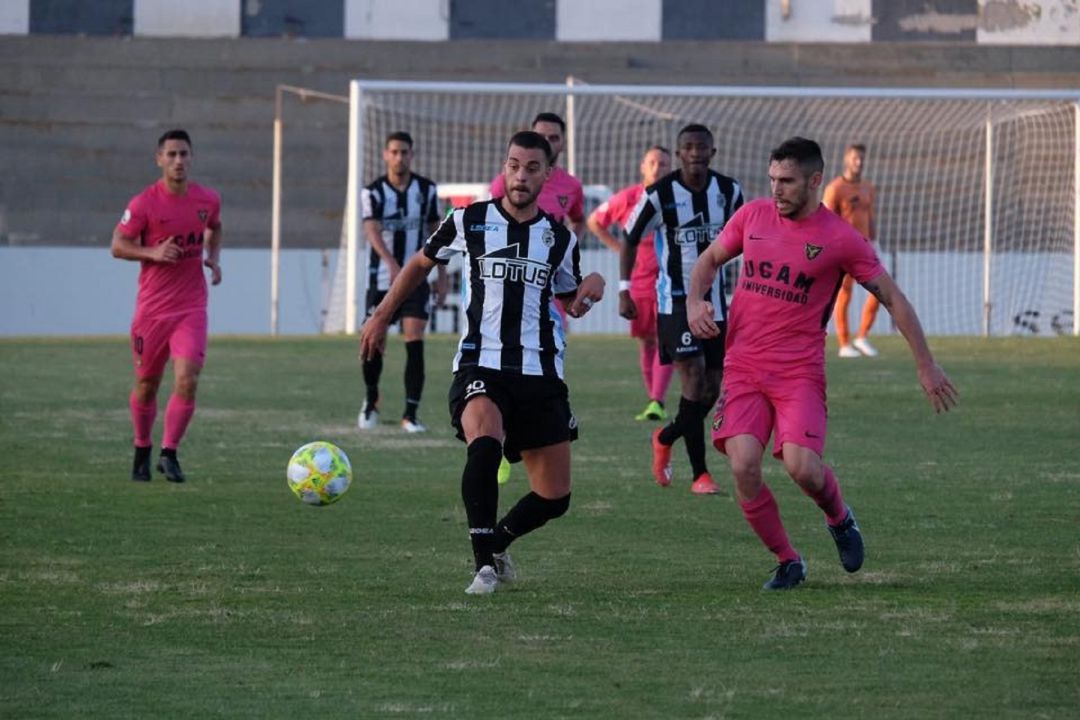 Un momento de un partido. Un momento de un partido.