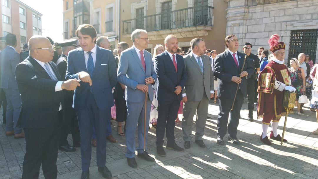 Día del Bierzo marcado por el llamamiento a la unión de las Administraciones Día del Bierzo marcado por el llamamiento a la unión de las Administraciones