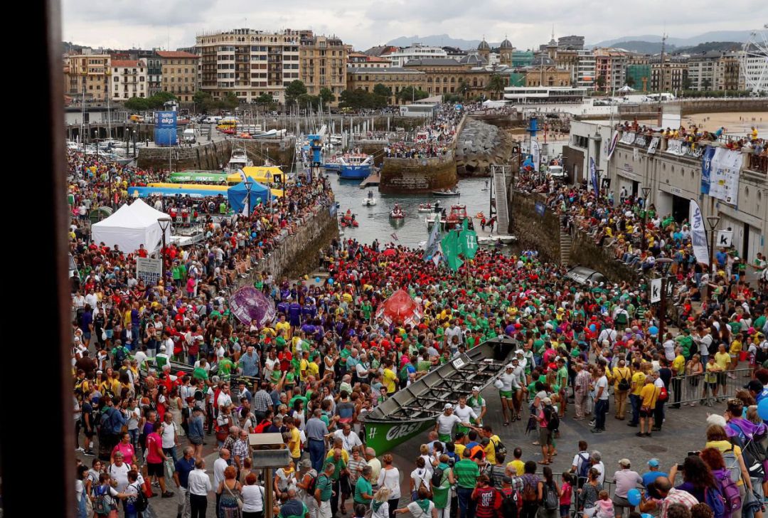 Celebración en el muelle de Hondarribia y Orio Celebración en el muelle de Hondarribia y Orio