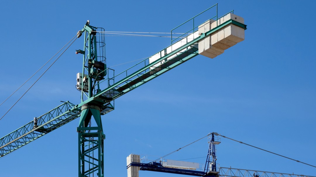 Alicante lidera la compraventa de viviendas por persona en 2019