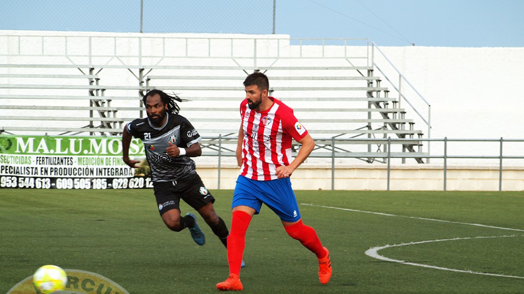 El Atlético Mancha Real suma sus tres primeros puntos