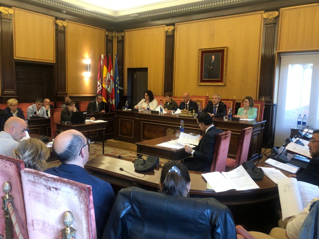 El pleno ha aprobado la modificación del PGOU para poder acometer la reurbanización El pleno ha aprobado la modificación del PGOU para poder acometer la reurbanización
