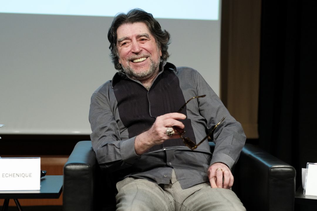 Joaquín Sabina lanzará un cuádruple CD titulado "Sabina 70" para celebrar su 70 cumpleaños. Joaquín Sabina lanzará un cuádruple CD titulado "Sabina 70" para celebrar su 70 cumpleaños.