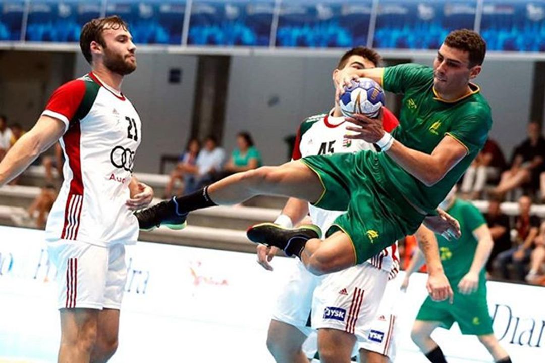 Pedro Pacheco en una acción con la camiseta de Brasil en el Mundial Junior de Pontevedra Pedro Pacheco en una acción con la camiseta de Brasil en el Mundial Junior de Pontevedra
