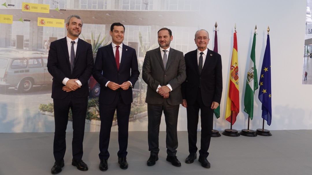 El aeropuerto de Málaga cumple cien años mirando al futuro