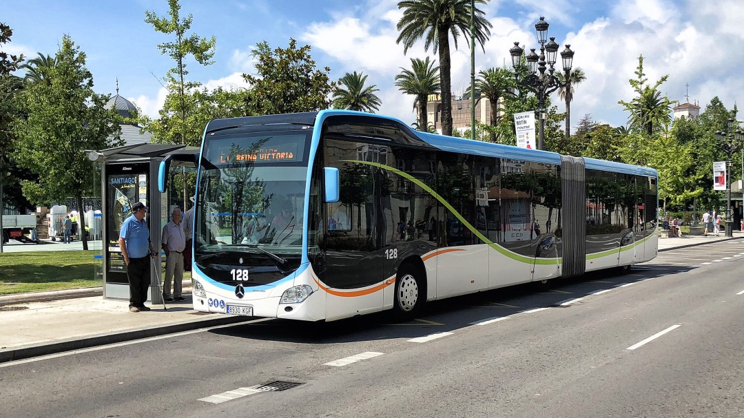 TUS deniega el acceso a sus autobuses a una menor con parálisis cerebral