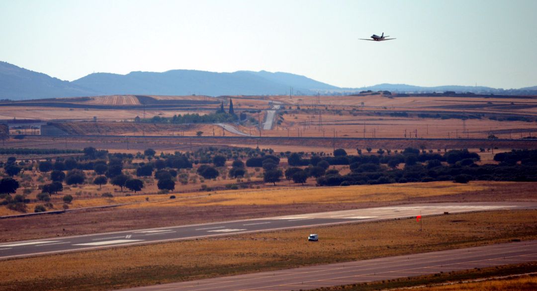 Gómez Arribas, presidente de CRIA: "En 5 años el aeropuerto será de primer orden mundial" Gómez Arribas, presidente de CRIA: "En 5 años el aeropuerto será de primer orden mundial"