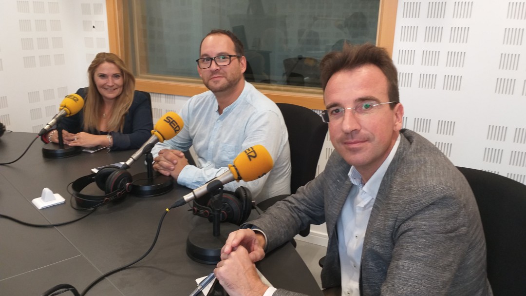 PSOE, PP y Cs debaten sobre las relaciones entre PSOE y Podemos