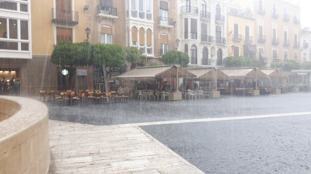 Una nueva DANA deja tormentas y vientos huracanados en la Península