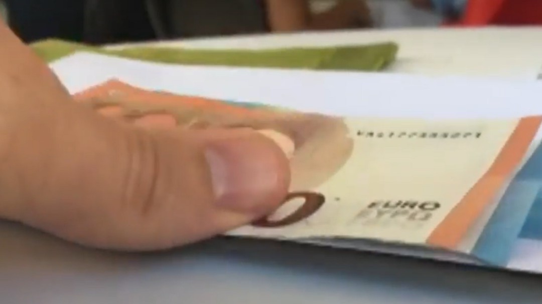 Si tienes este billete de 10 euros puedes ganar 3.000 euros