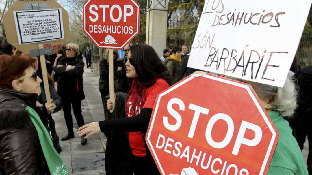 Los tribunales sólo desahuciarán si hay más de un año de cuotas impagadas