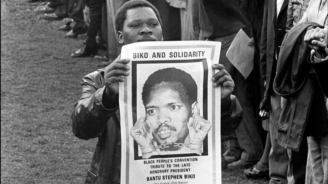 El trágico final de Steve Biko, estudiante 'antiapartheid'