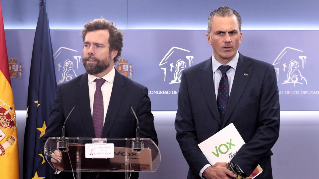 Vox pide muros infranqueables en Ceuta y en Melilla y vigilancia del Ejército