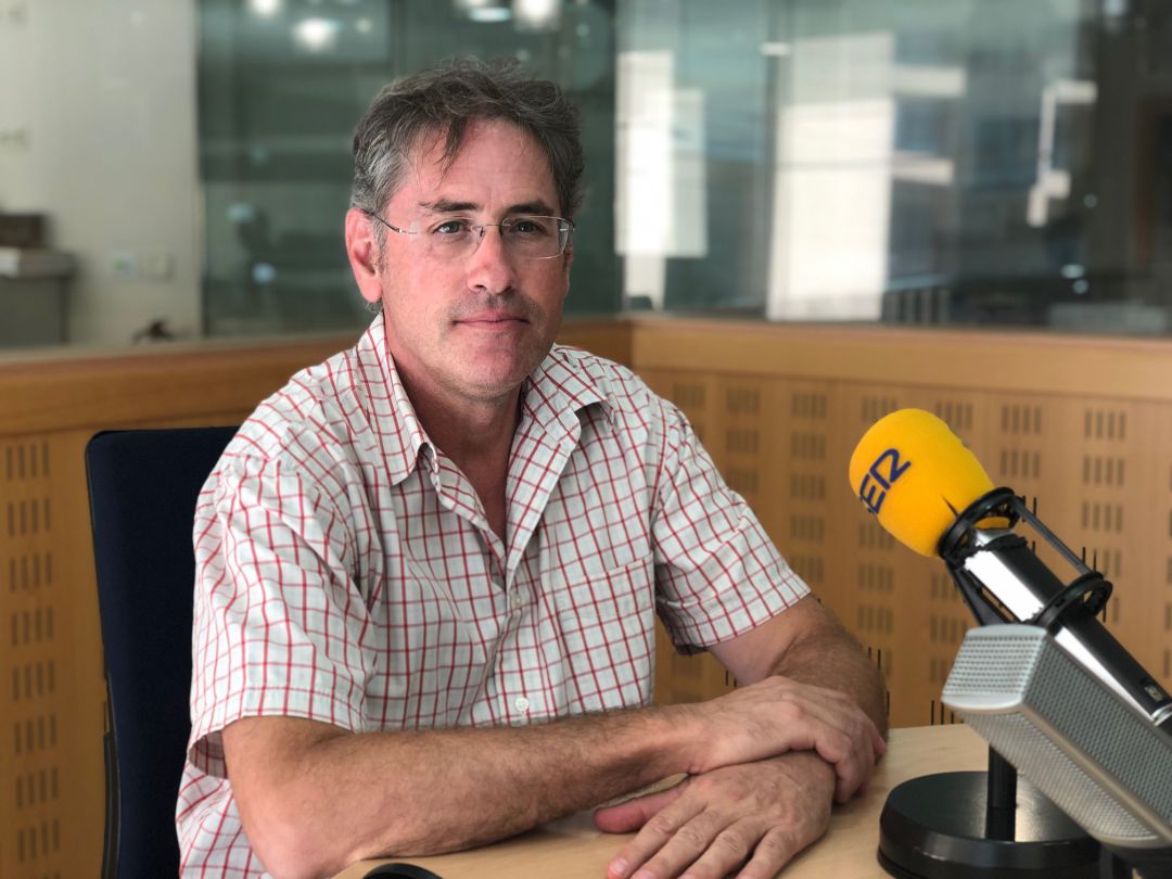 Francesc Camps a l'estudi per Ràdio Girona Francesc Camps a l'estudi per Ràdio Girona