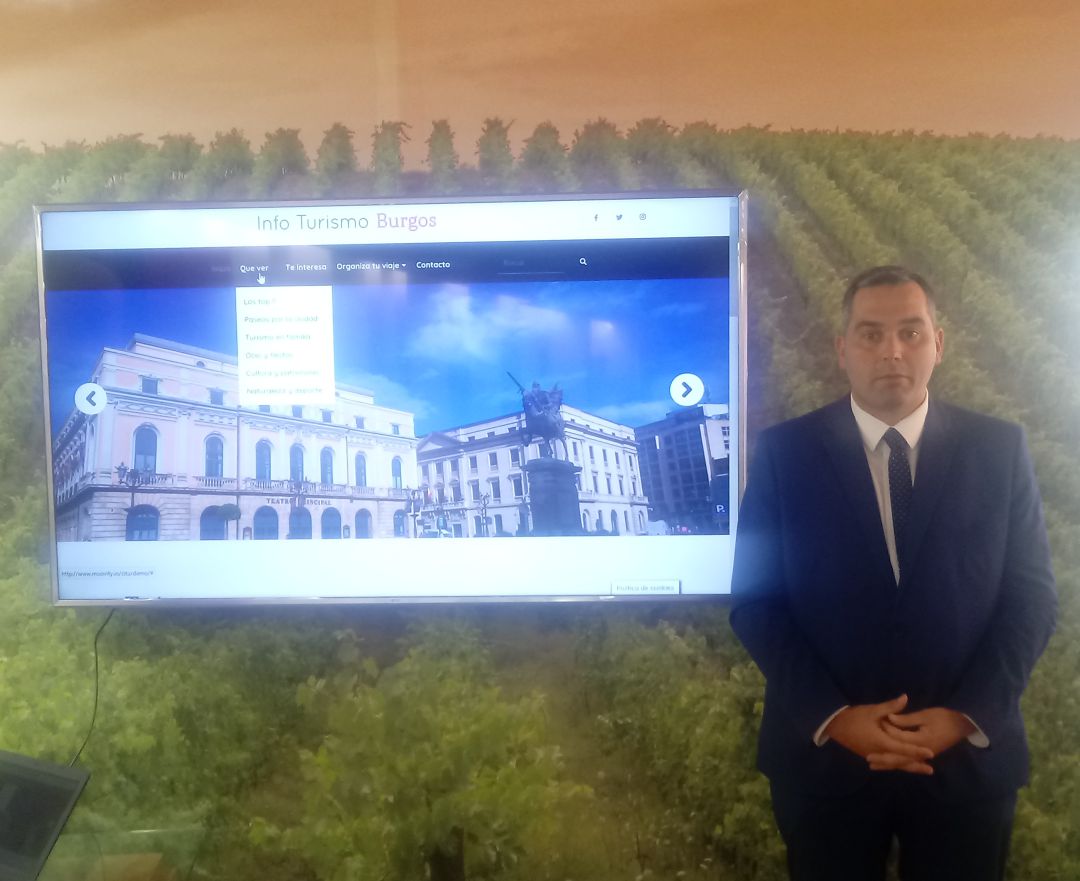 El concejal de Turismo, Levi Moreno, en la presentación de la nueva web El concejal de Turismo, Levi Moreno, en la presentación de la nueva web