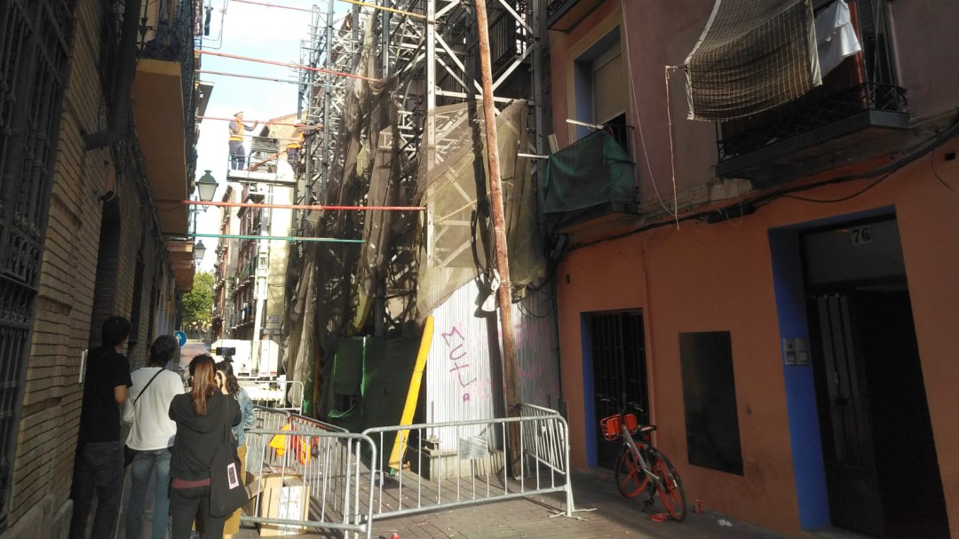 Adiós al andamio de la calle Pignatelli