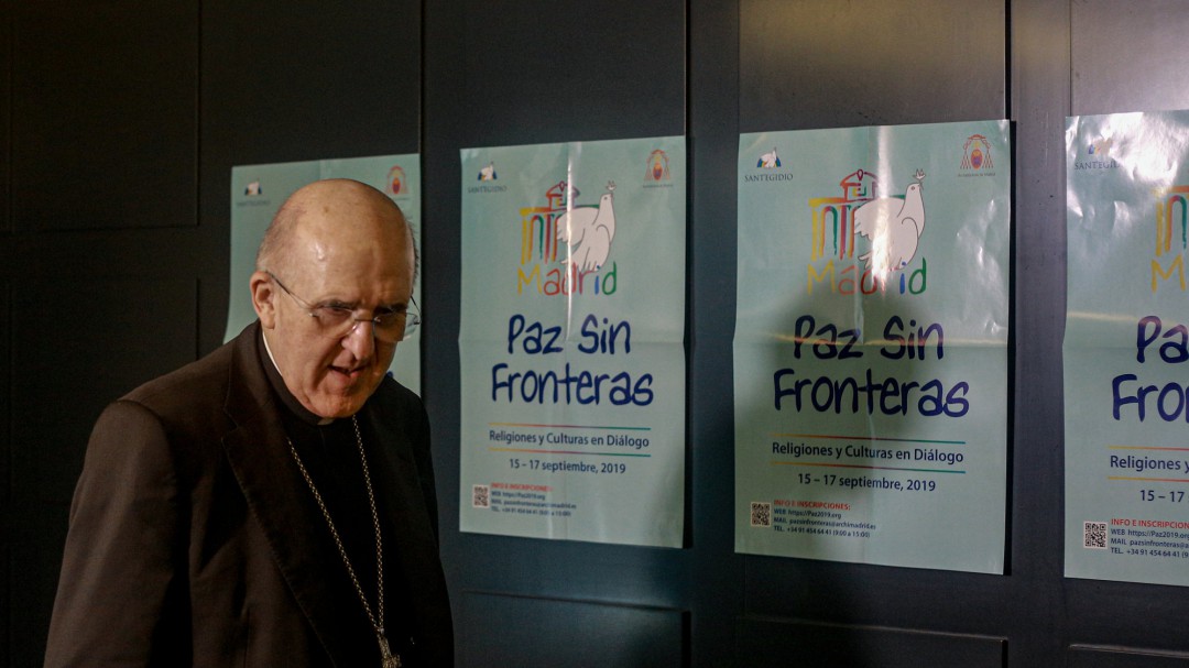 El cardenal de Madrid evita posicionarse sobre enterrar a Franco en La Almudena: "es cosa del Gobierno y familia"