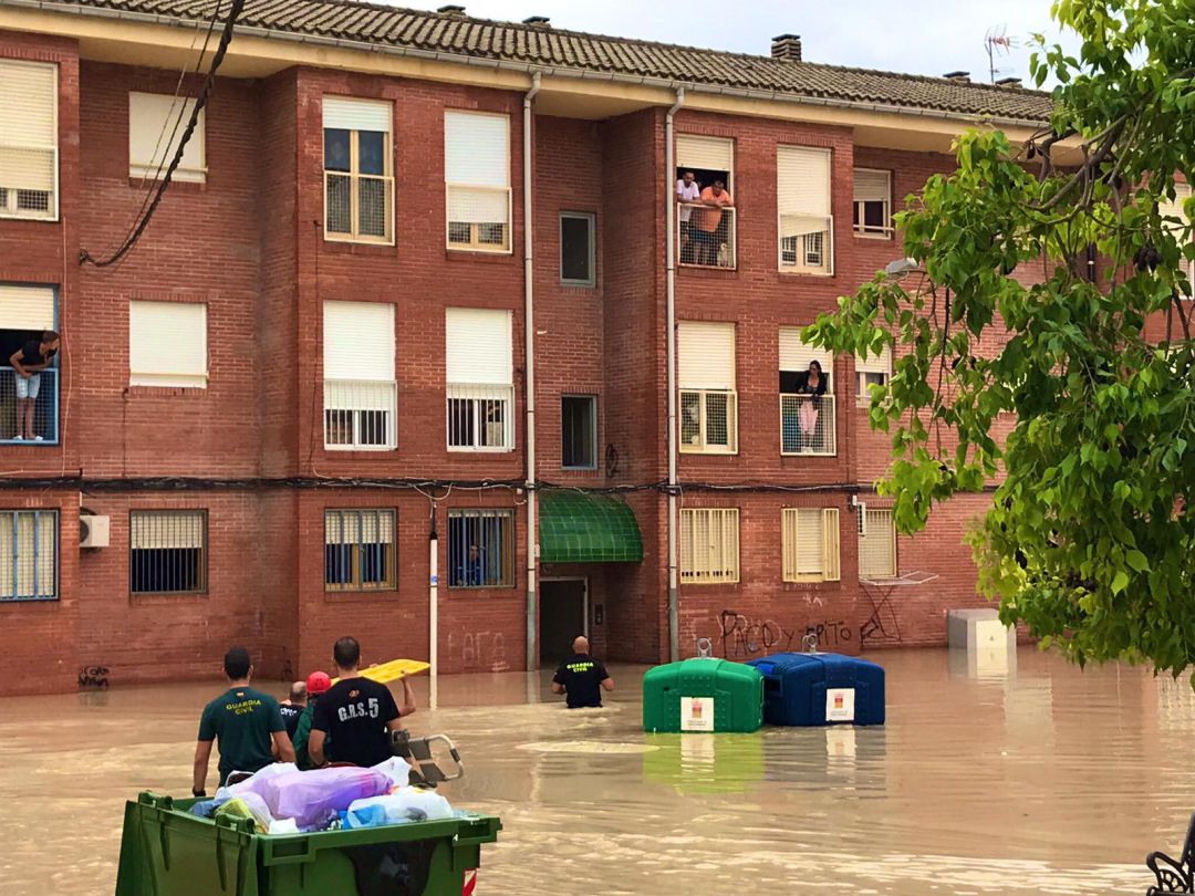 Calle completamente inundada en Almoradí Calle completamente inundada en Almoradí
