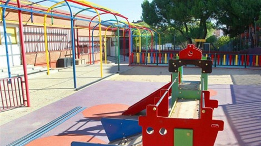 Izquierda Unida y Gobierno de La Rioja se enfrentan por los conciertos educativos