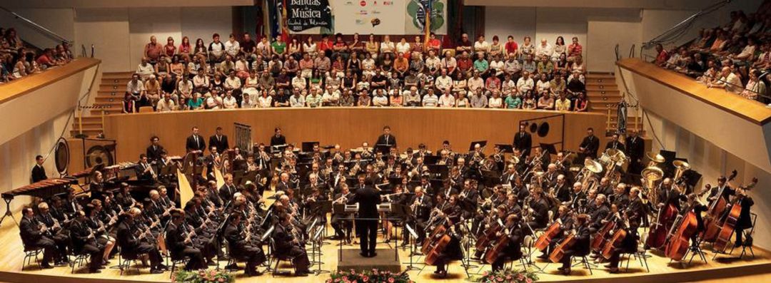 La Primitiva de Llíria conmemora sus 200 años y a su fundador con más de 150 músicos La Primitiva de Llíria conmemora sus 200 años y a su fundador con más de 150 músicos