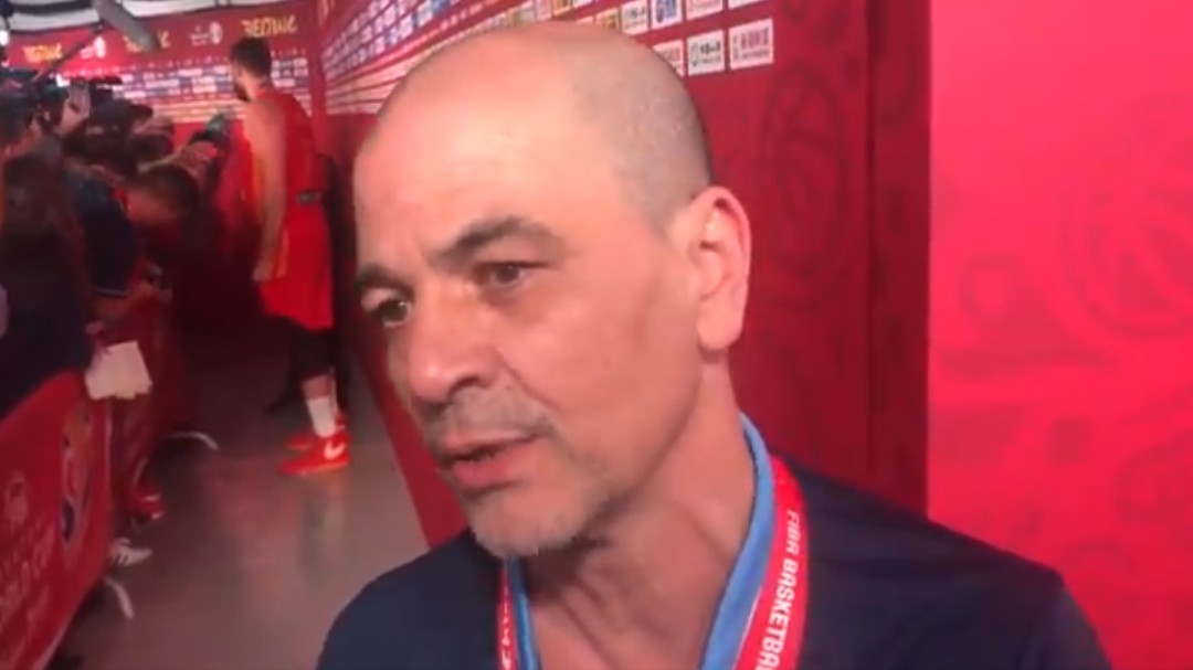 El seleccionador argentino emociona con su discurso