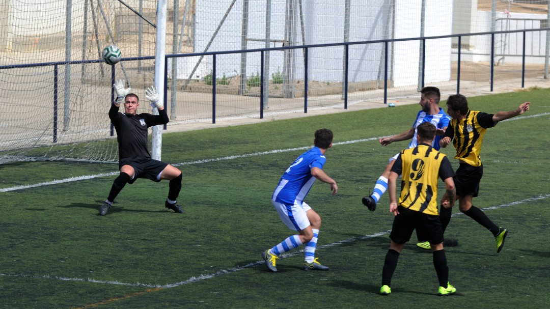 El Jerez Industrial perdonó y lo acabó pagando (2-1)