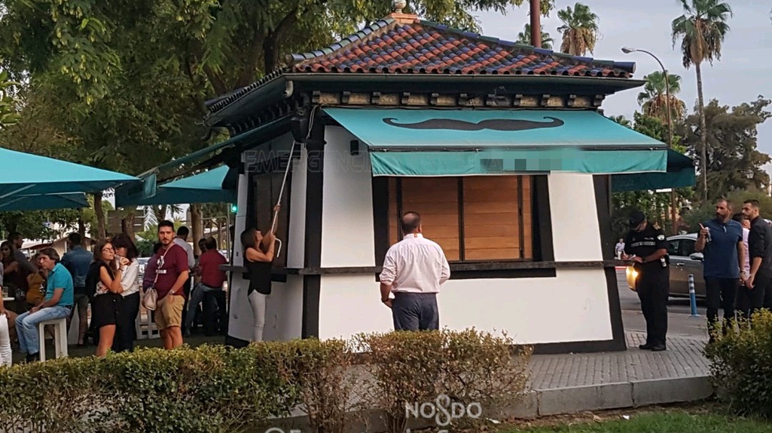 Precintado el quiosco Zaratustra del Paseo Colón por vender alcohol sin licencia