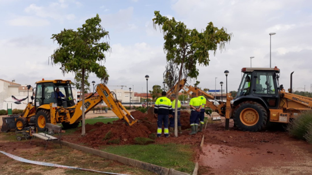 Reparada la tubería de Alcázar que permite rellenar el depósito de San Isidro