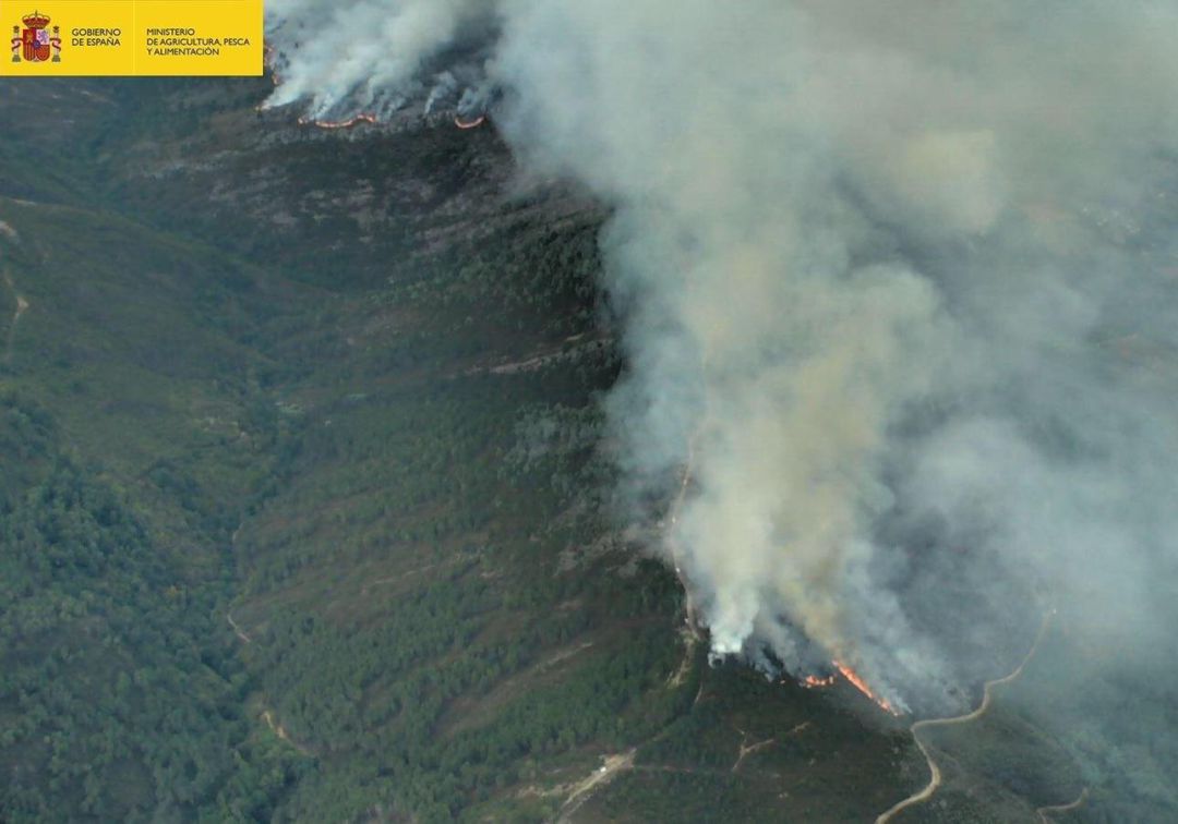 Bajo control los tres mayores incendios de la provincia de Ourense