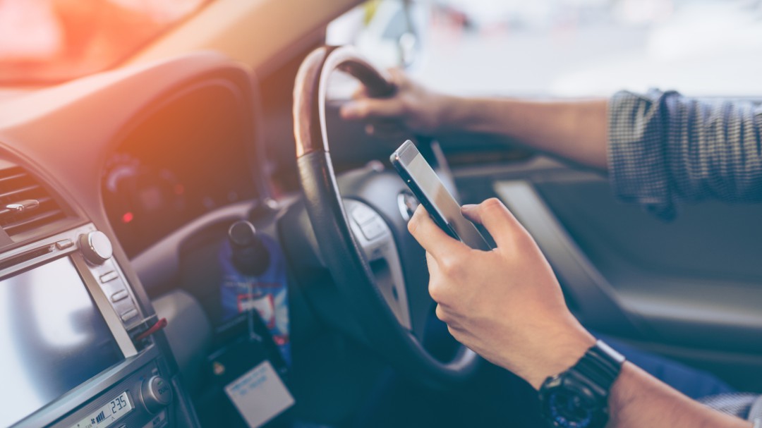El 44% de los accidentes mortales están causados por distracciones