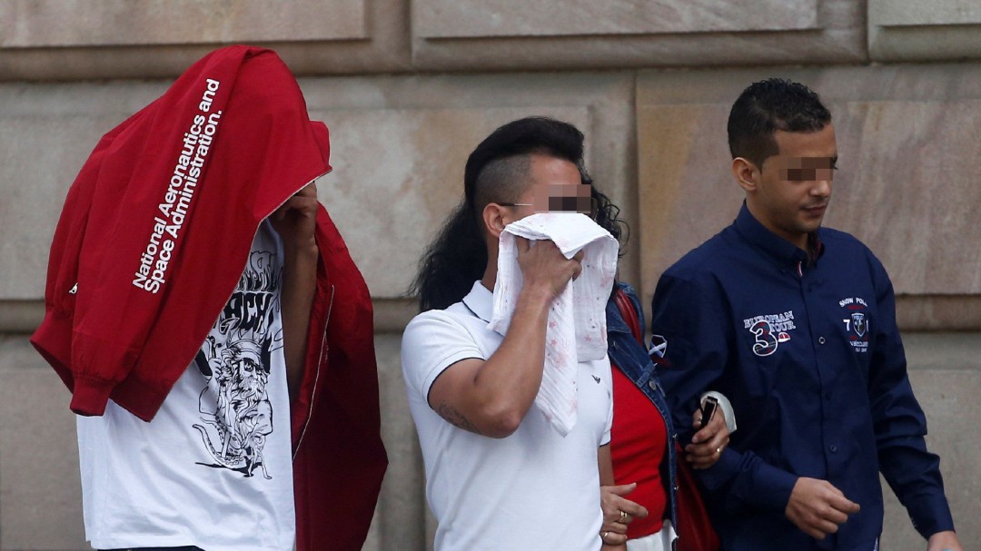 La Fiscalía eleva a agresión sexual la violación múltiple a la menor de Manresa