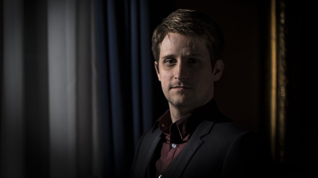 Edward Snowden publica las memorias sobre sus revelaciones acerca de la inteligencia de EEUU