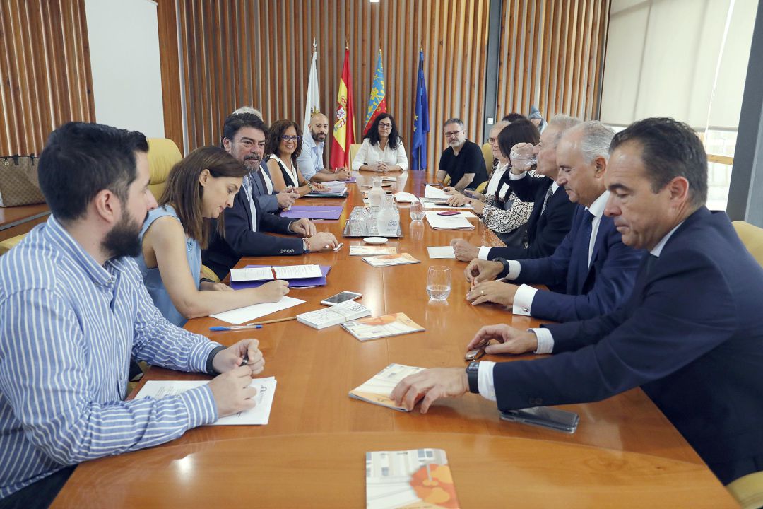 Ciudadanos propone director del Principal sin el apoyo de su socio de gobierno Ciudadanos propone director del Principal sin el apoyo de su socio de gobierno
