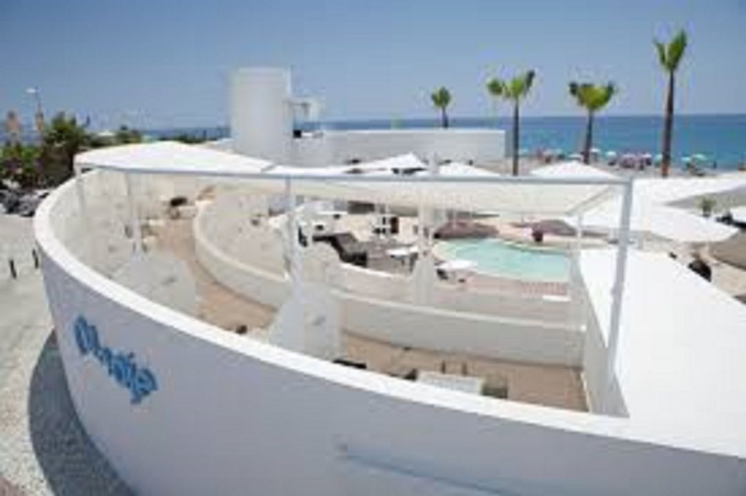 Chiringuito Oleaje de Playa Granada Chiringuito Oleaje de Playa Granada