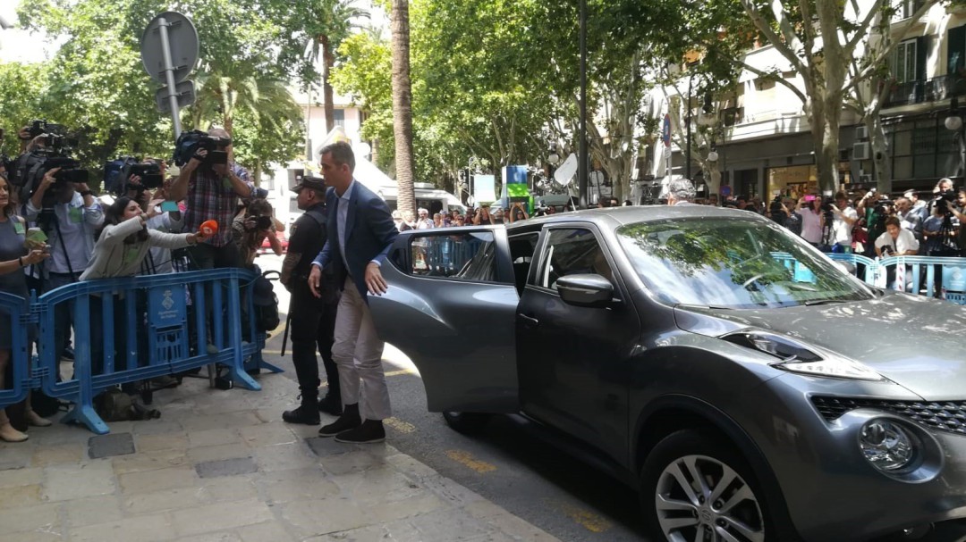 Iñaki Urdangarin desvió fondos usando fundaciones como las que ahora le sirven para salir de prisión dos días a la semana