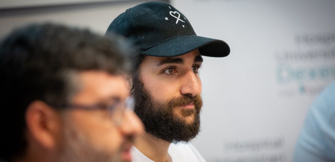 Ricky Rubio, tras inaugurar la sala Javier Claver en el Hospital Universitari Dexeus en Barcelona Ricky Rubio, tras inaugurar la sala Javier Claver en el Hospital Universitari Dexeus en Barcelona