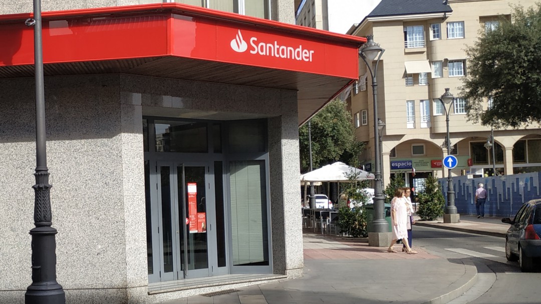 La reestructuración Santander-Popular cierra 26 oficinas en la provincia León