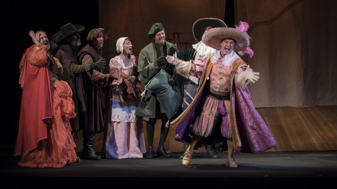 El Festival de Teatro de Palencia sigue con 'Entre bobos anda el juego'