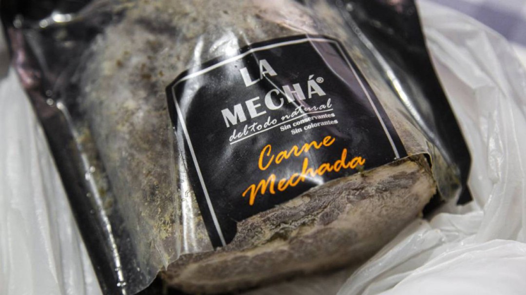 FACUA sospecha que Magrudis comercializó carne con listeria a finales del año pasado