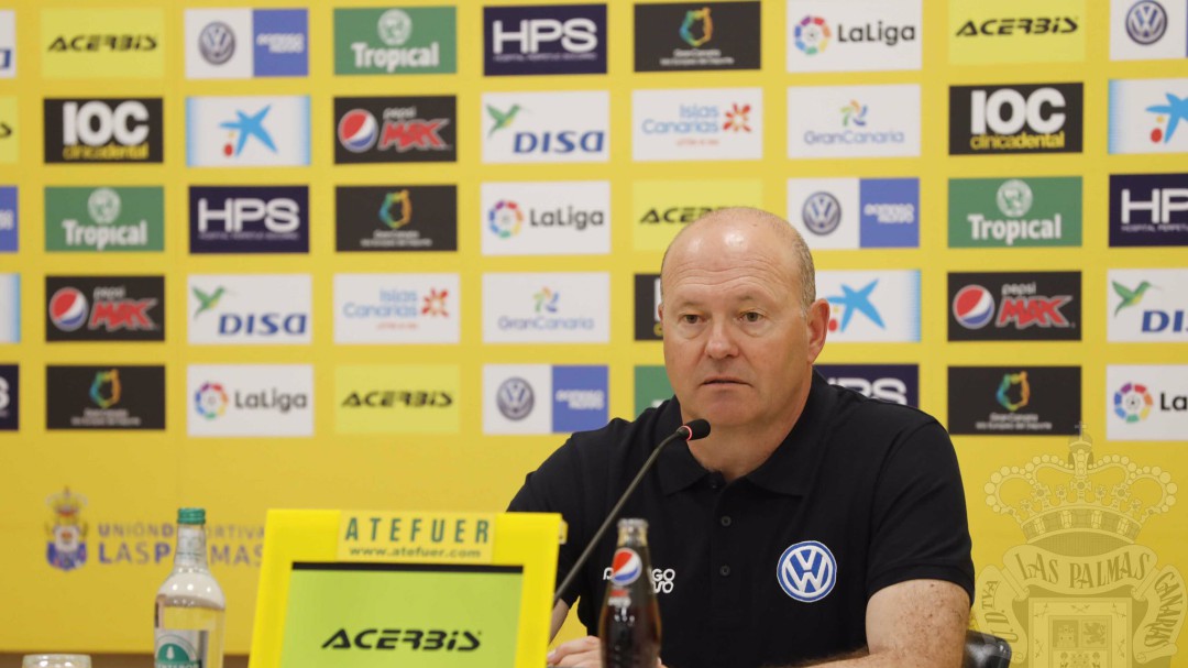 Pepe Mel descarta a Rubén Castro ante el Sporting y sigue esperando por Viera