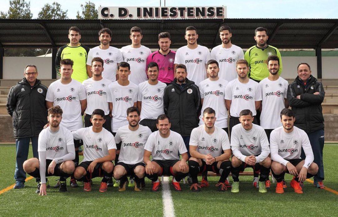 Foto de archivo: CD Iniestense 2018-2019 Foto de archivo: CD Iniestense 2018-2019