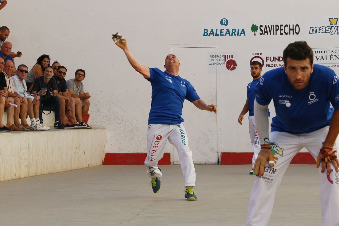Félix Peñarrubia durante una partida. Félix Peñarrubia durante una partida.