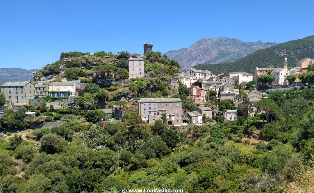 Córcega ofrece un amplio abanico de paisajes Córcega ofrece un amplio abanico de paisajes