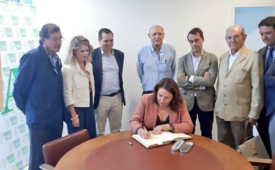 La Junta reconoce un retraso en la limpieza de los arroyos de la comarca La Junta reconoce un retraso en la limpieza de los arroyos de la comarca