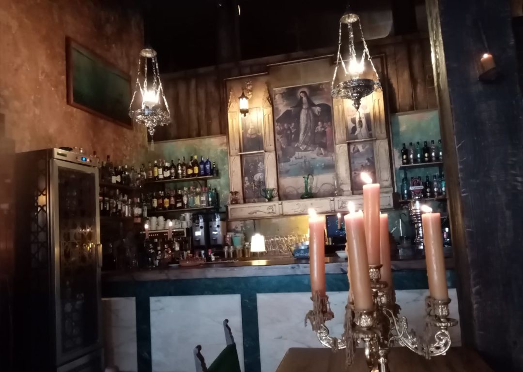 En la Casa de Gula está muy presente la luz de las velas En la Casa de Gula está muy presente la luz de las velas