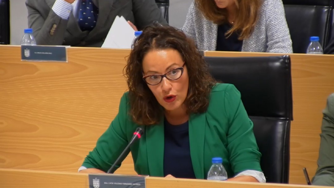 El PP se abstiene en la moción de Vox contra las charlas de diversidad en los centros educativos