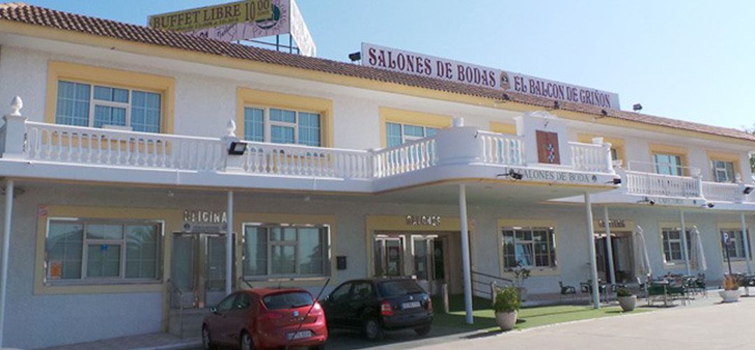 El Balón de Griñón está en Carretera Navalcarnero-Chinchón, M-404, Km. 18,800, en Griñón. El Balón de Griñón está en Carretera Navalcarnero-Chinchón, M-404, Km. 18,800, en Griñón.