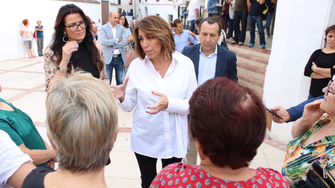 Susana Díaz: "Lo más importante es recuperar la confianza del consumidor"