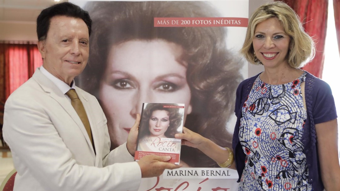 La periodista Marina Bernal presenta este viernes en Jerez el libro 'Canta, Rocío, Canta'