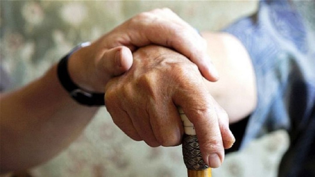 Los enfermos de Alzheimer son citados por el neurólogo una vez al año